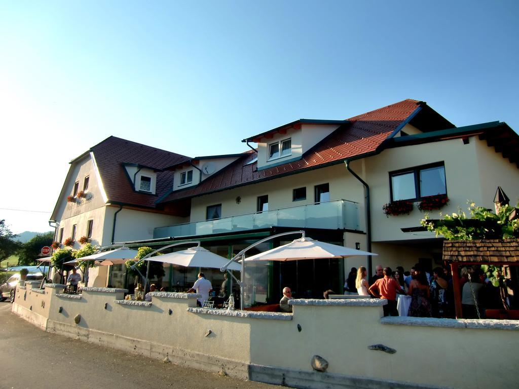 Gasthof Knappenwirt Mariahof Luaran gambar