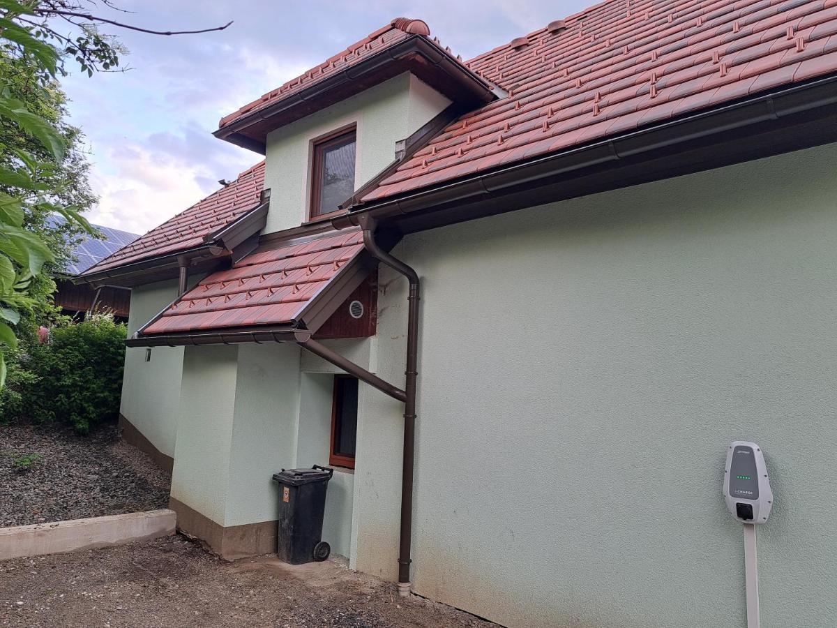 Gasthof Knappenwirt Mariahof Luaran gambar