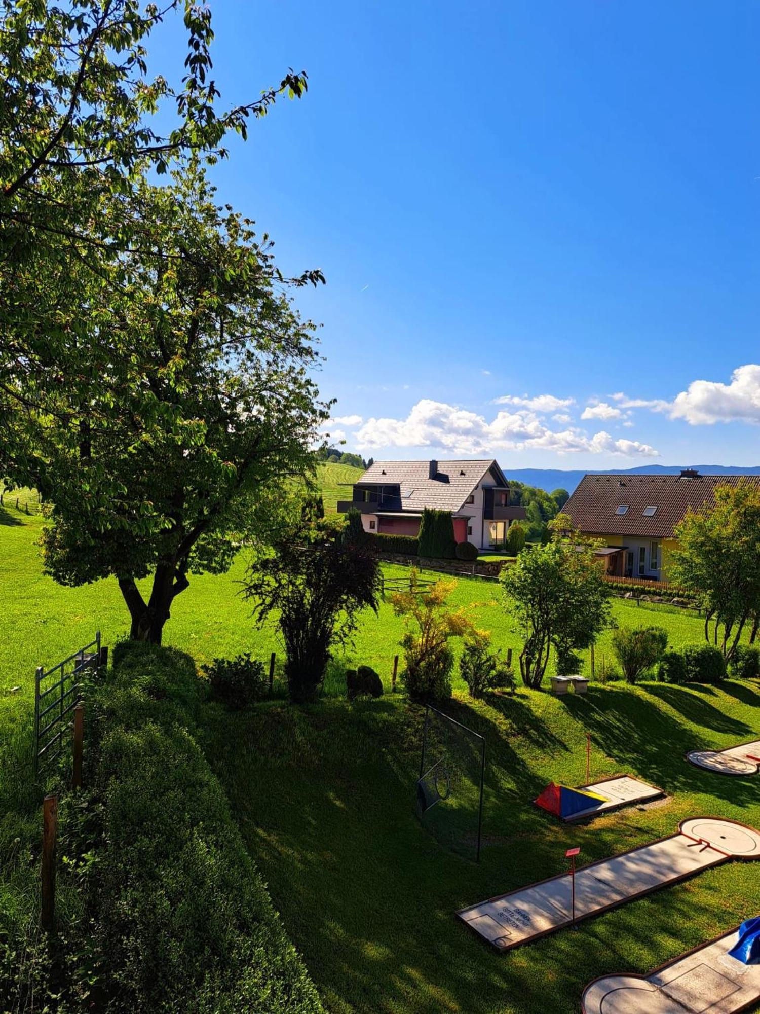 Gasthof Knappenwirt Mariahof Luaran gambar